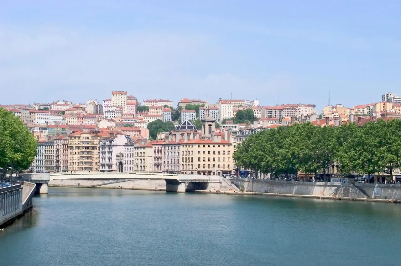 Ibis Lyon Gare Part Dieu 3*,